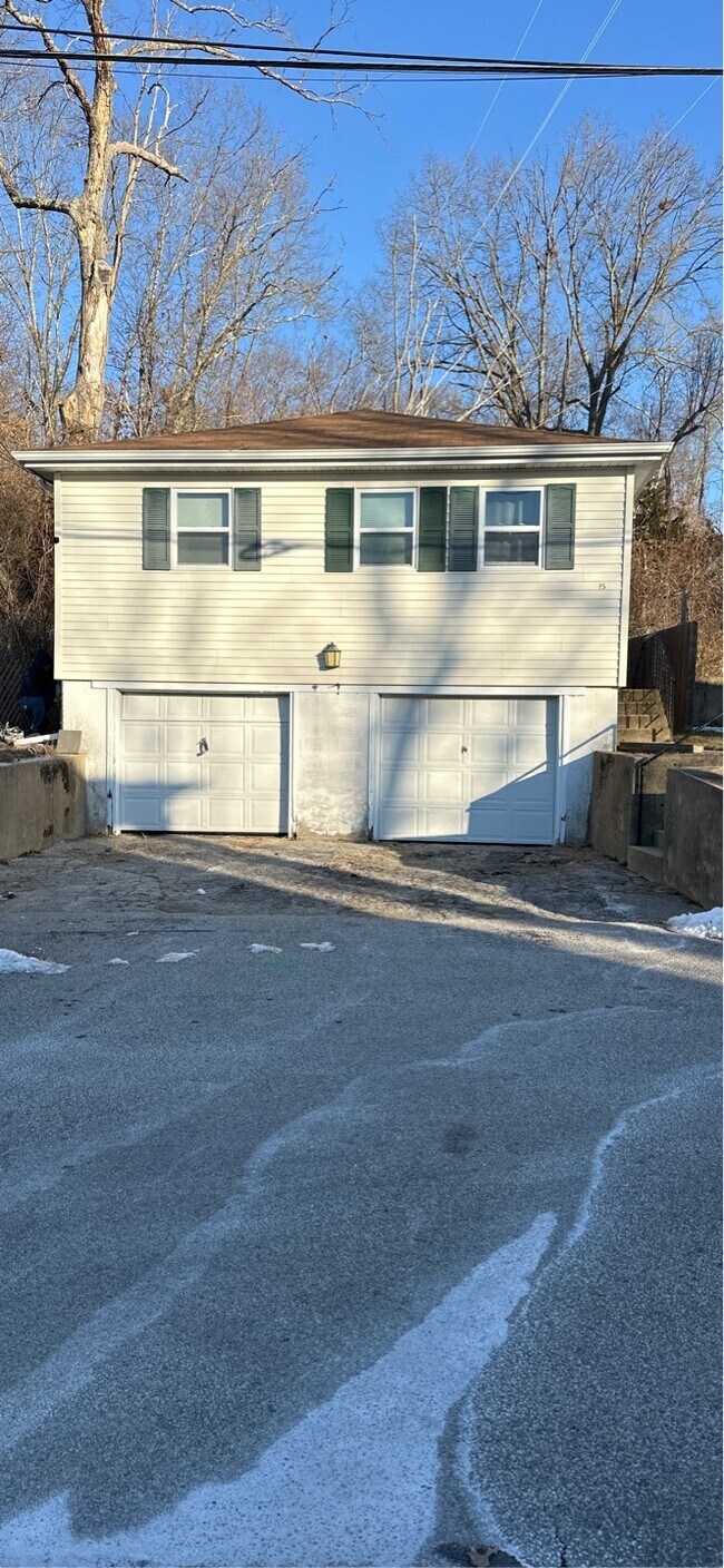 Building Photo - 15 Virginia Ave