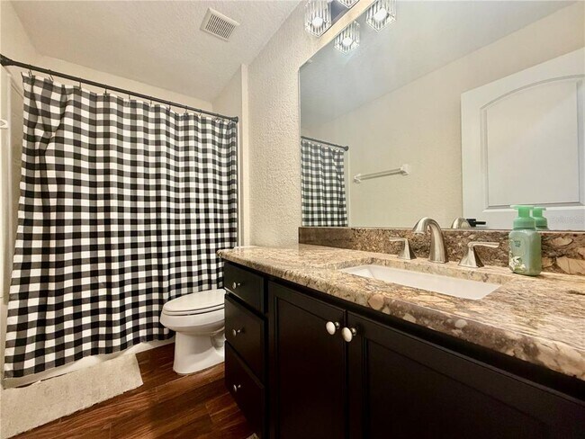 Building Photo - 6248 SW 48th Ave