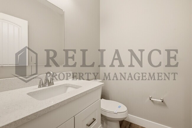 Building Photo - 4647 E 45th St N