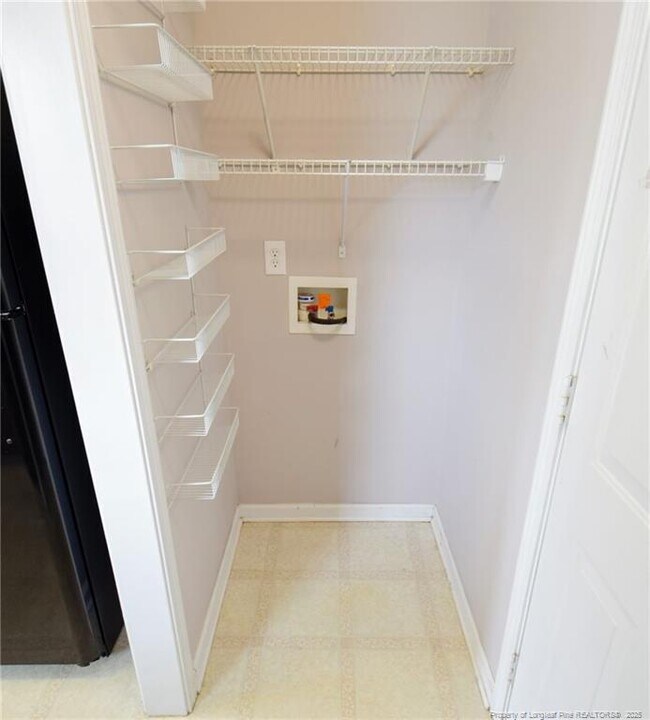 Building Photo - 1458 Oldstead Dr