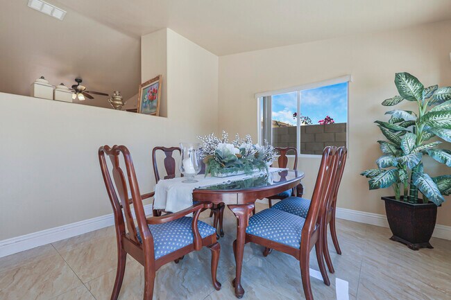 Building Photo - 45930 Las Colinas