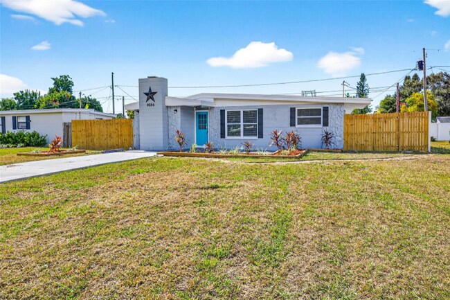 Primary Photo - 9254 86th St N