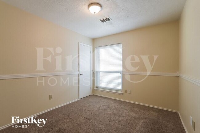 Building Photo - 11923 Westlock Dr