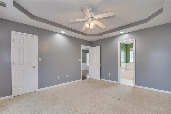 Building Photo - 1327 Apache Tr