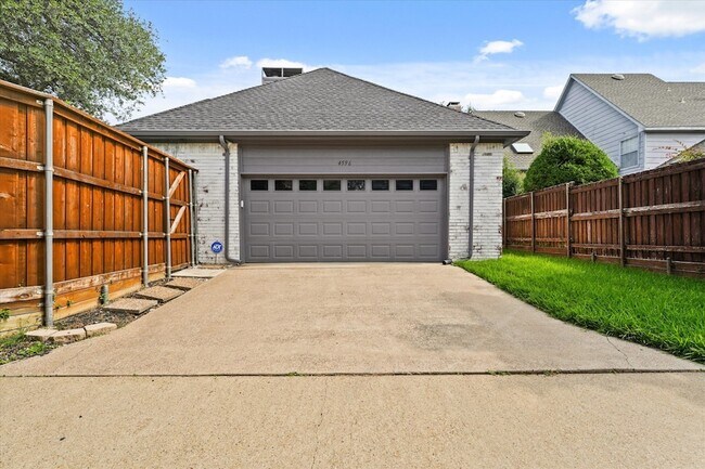 Building Photo - 4596 Adrian Way