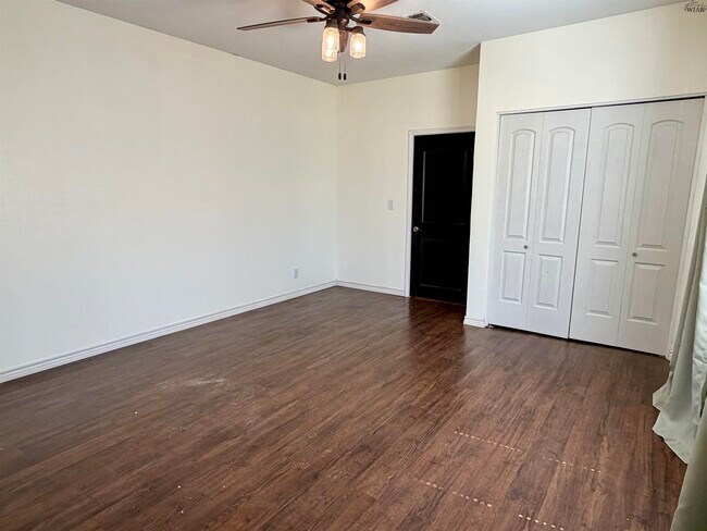 Building Photo - 2309 Grant St