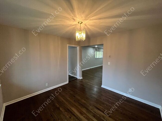 Building Photo - 4306 Righton Ln
