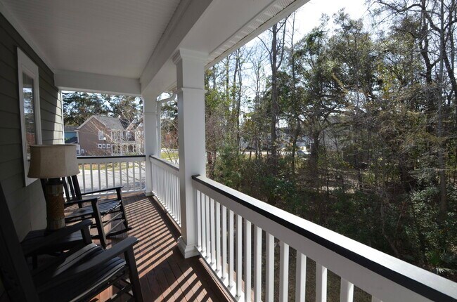 Building Photo - 1811 Luna Ct