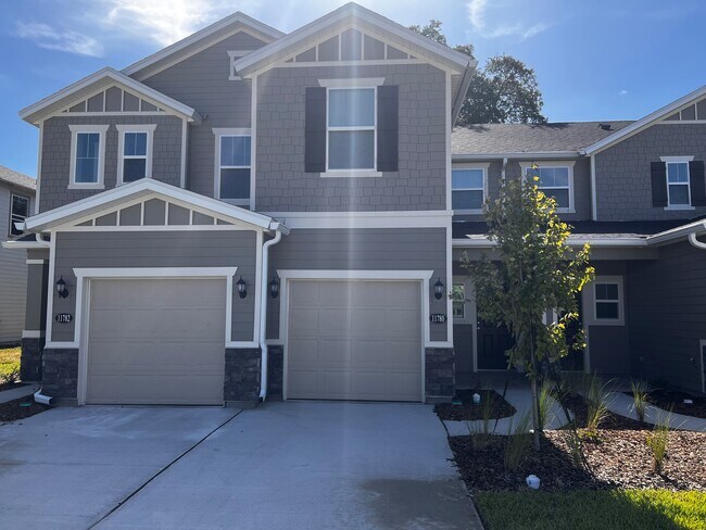 Building Photo - 6085 Greenland Rd