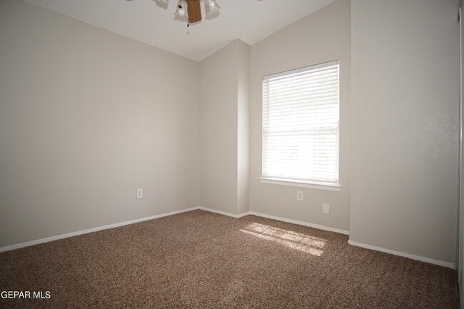 Building Photo - 1686 St Stephen Pl