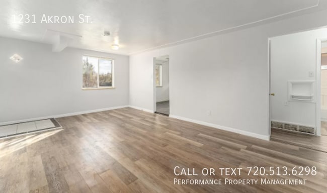 Building Photo - 1231 Akron St