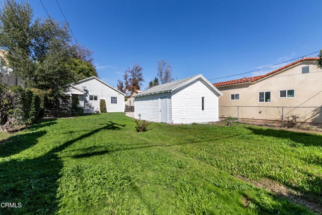 Building Photo - 2808 W Grand Ave