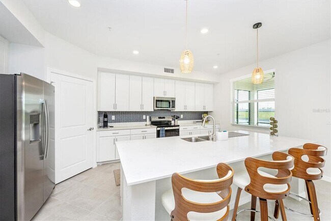 Building Photo - 12640 Radiance Ct