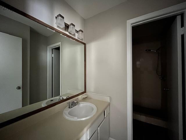 Building Photo - 100 Hillside Rd