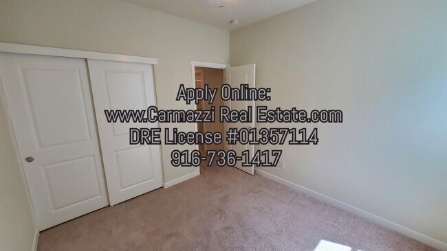 Building Photo - 3224 Finch Ln