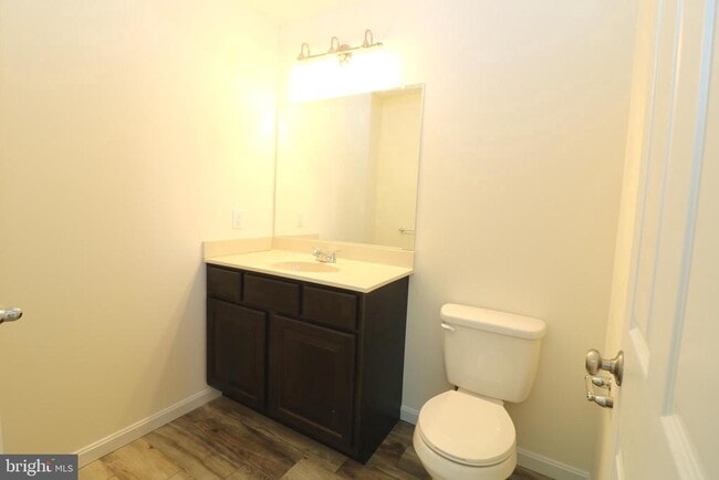 Building Photo - 72 Filbert Dr