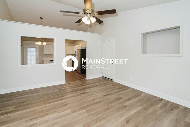 Building Photo - 3 Bedroom Pet-Friendly Home in KODAK, TN with Main Street Renewal