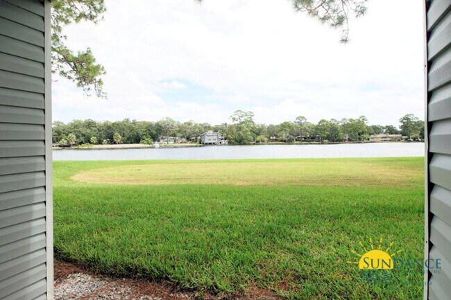 Building Photo - Gorgeous 2 Bedroom Condo At Finisterra!