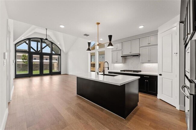 Building Photo - 29751 Burcreek Ln