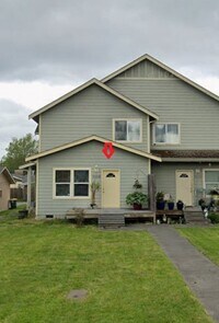 Building Photo - Racine Street 2609/ 2611