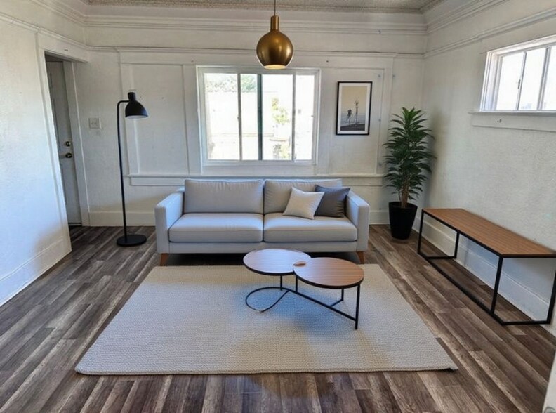 Primary Photo - 822 W 42nd Pl