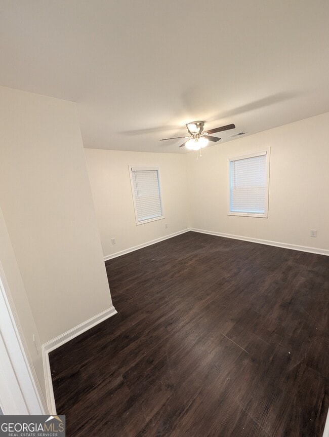 Building Photo - 319 Corinth Rd