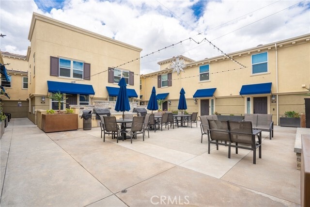 Building Photo - 10294 Artesia Blvd