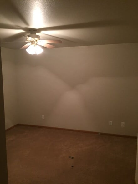 Building Photo - 1250 Rockridge Ln