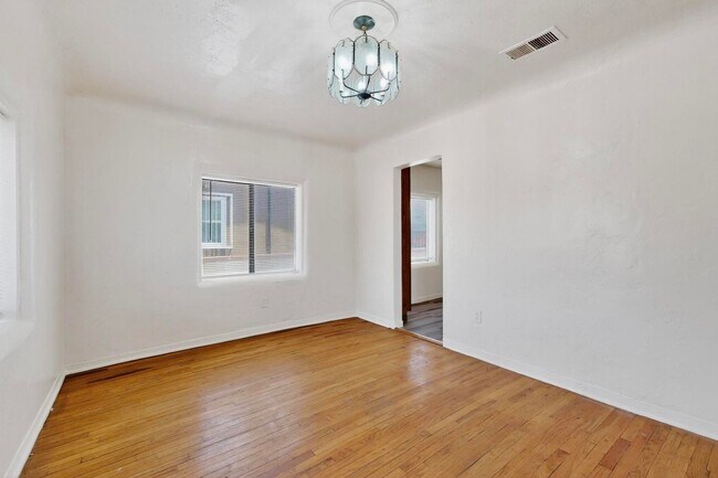 Building Photo - 5016 5th St NW