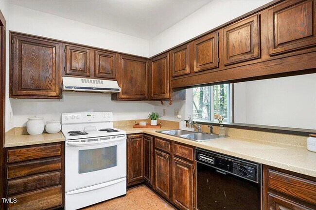 Building Photo - Build Equity While Leasing - Lease and Own...