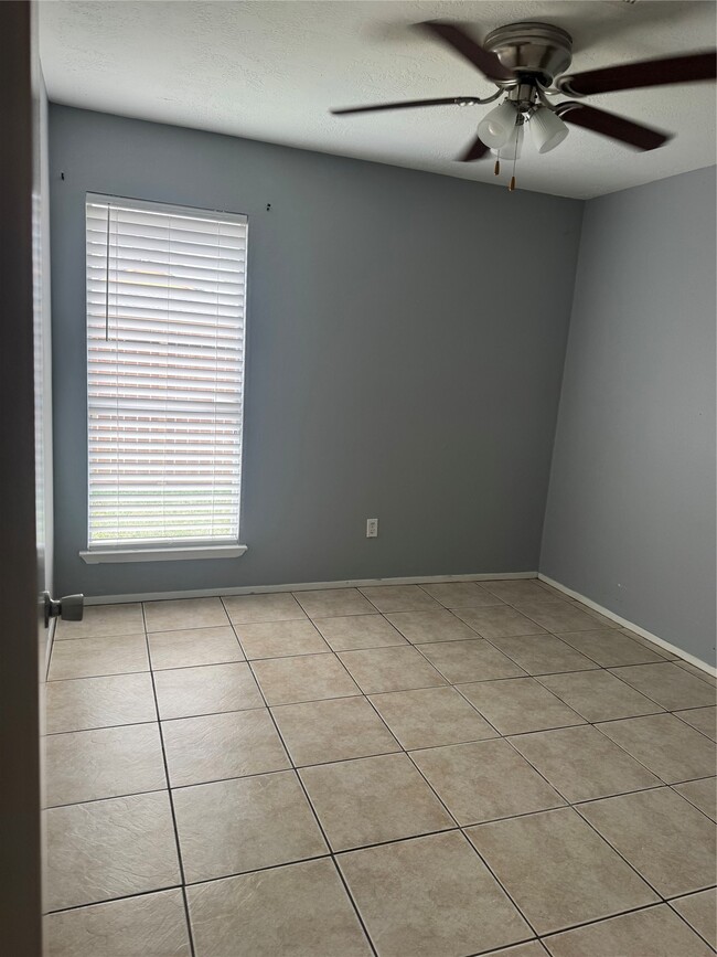 Building Photo - 2602 Grand Teton Dr