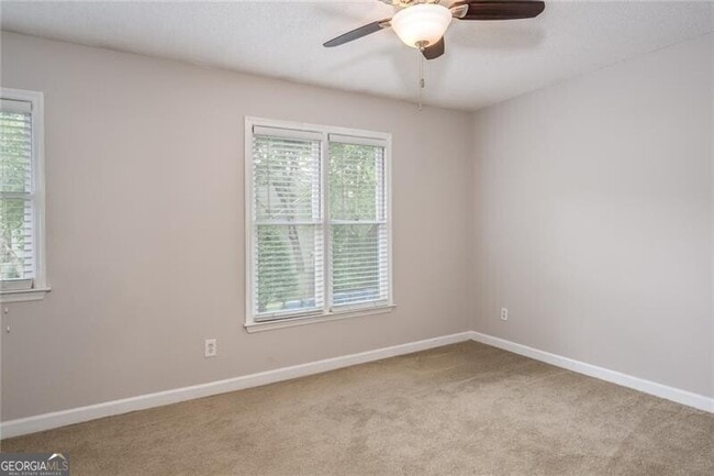 Building Photo - 501 Defoors Landing NW