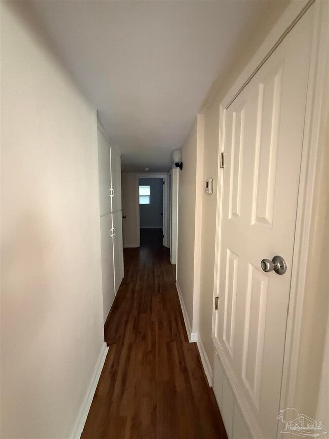 Building Photo - 202 Emerald Ave