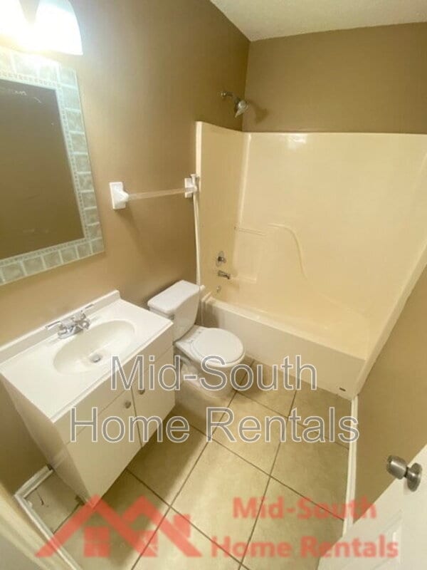 Building Photo - 4417 Willow Springs Cove