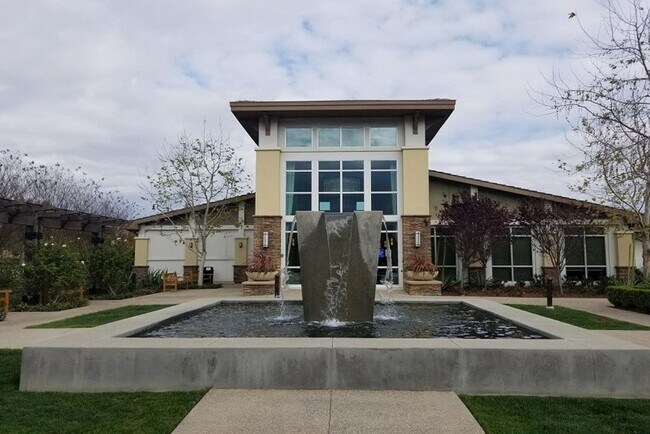 Building Photo - 14540 Purdue Ave