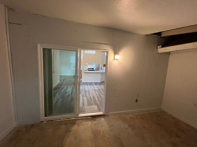 Building Photo - 8015 Copper Trail Dr