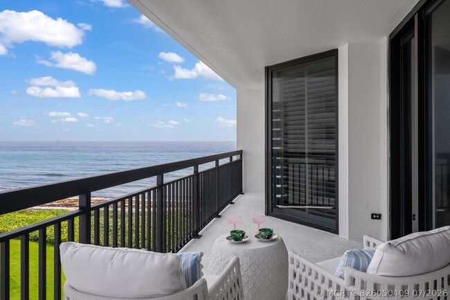 Building Photo - 3140 S Ocean Blvd