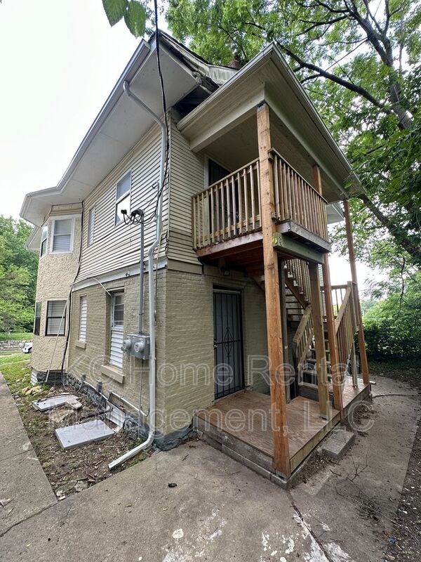 Building Photo - 2511 E 37th St