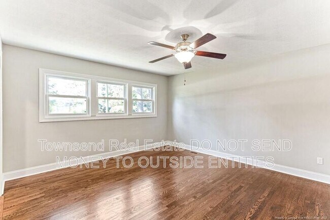 Building Photo - 315 Westview Dr