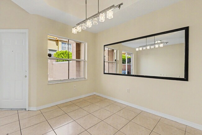 Building Photo - 626 SW 106th Ave