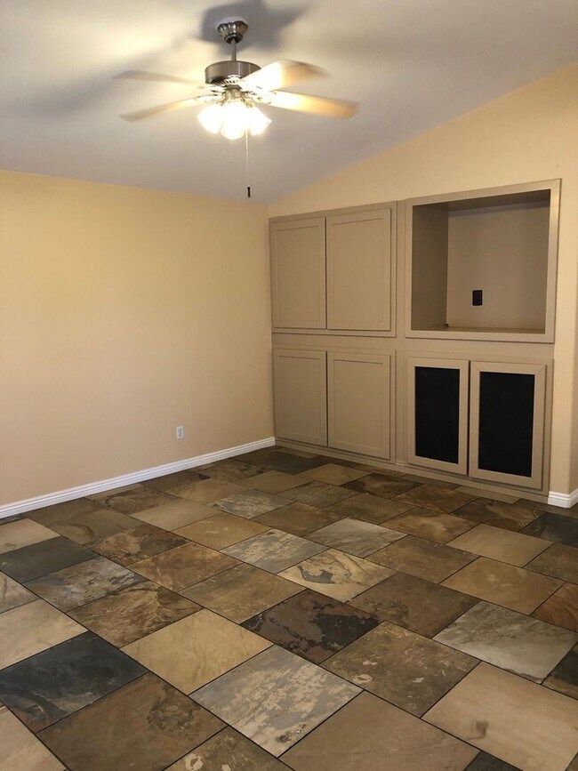 Building Photo - Single Story home for rent Las Vegas Nevada.