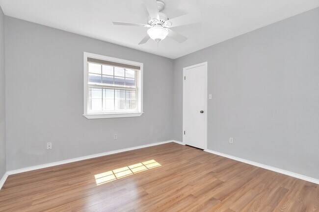 Building Photo - 13406 Splintered Oak Dr