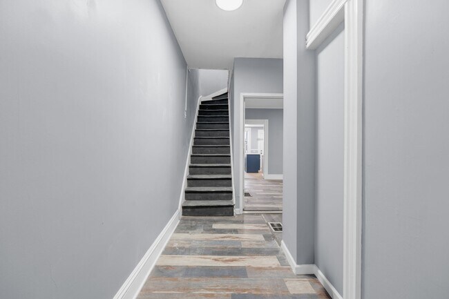 Building Photo - 555 Jefferson Ave