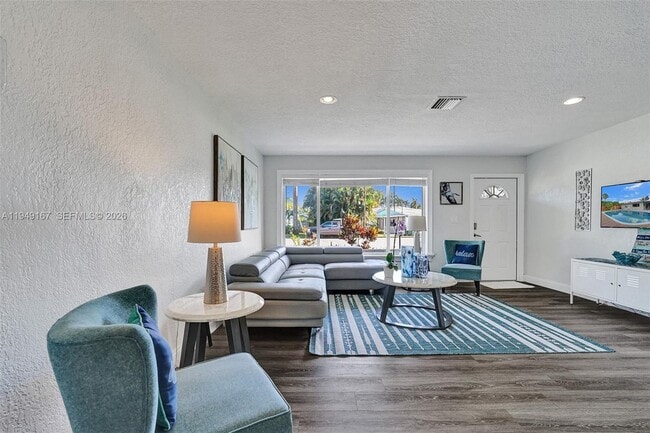 Building Photo - 3730 SW 47th Ct