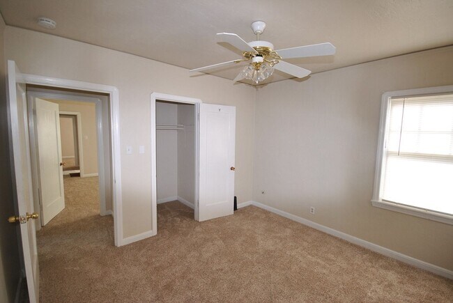 Building Photo - Beautiful and Charming 3 Bedroom 2 Bath Home in Vallejo with Views!