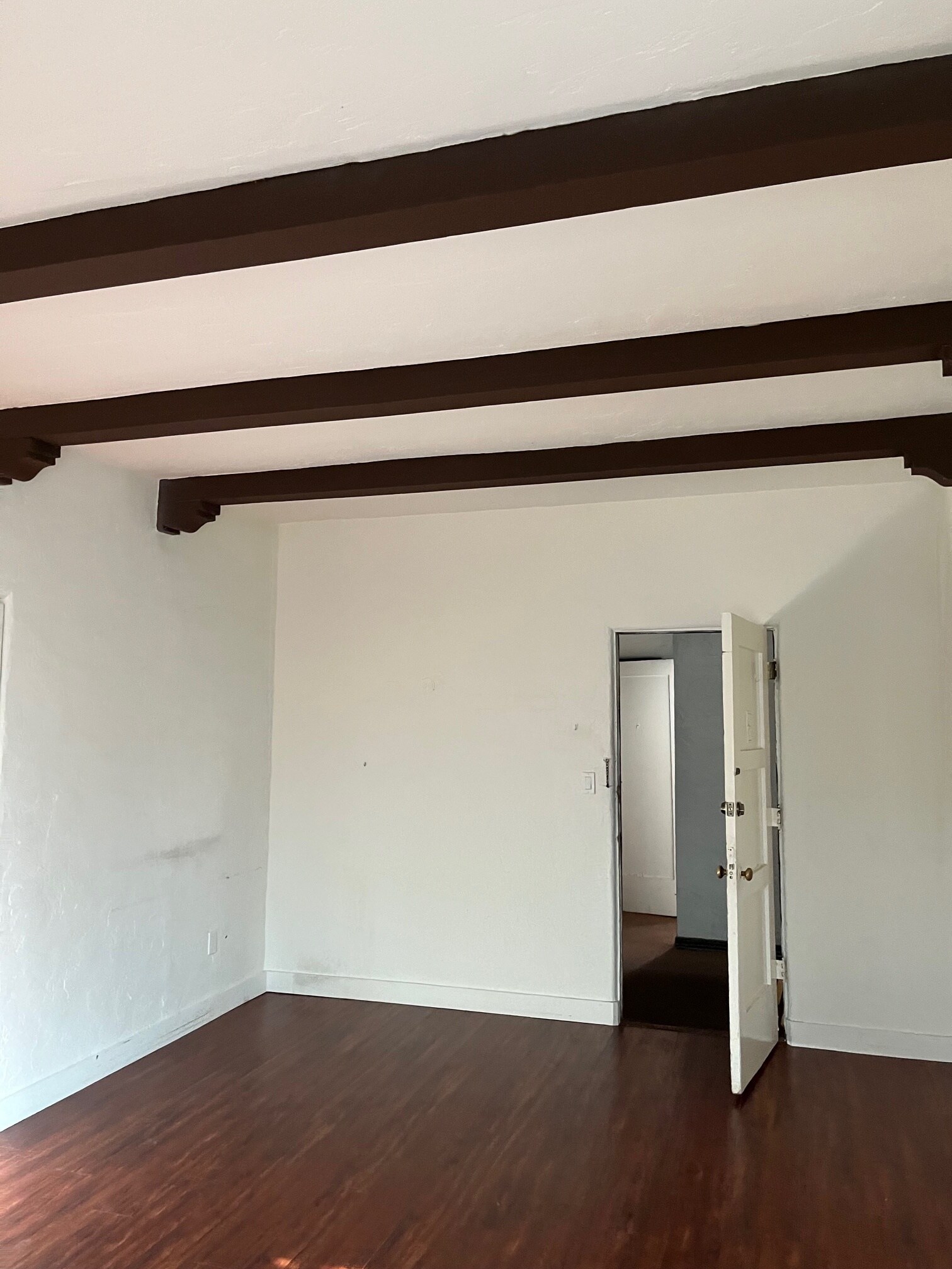 Building Photo - 945 Hilgard Ave