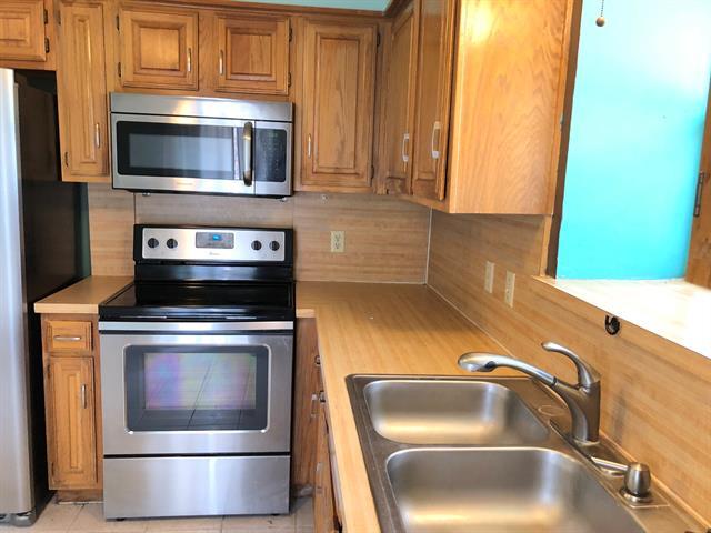 Building Photo - 2135 Cordoba Dr