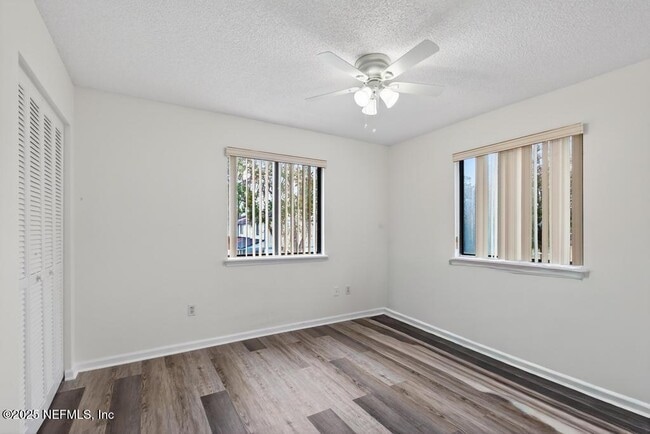 Building Photo - 10 Moultrie Creek Cir