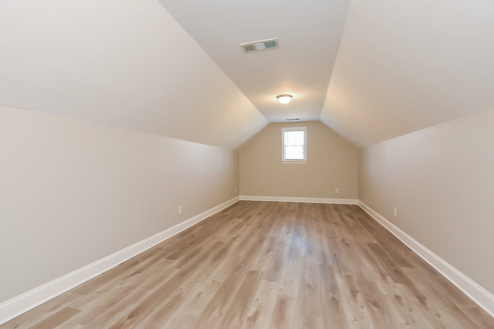 Building Photo - 4654 Jefferson Ridge Way