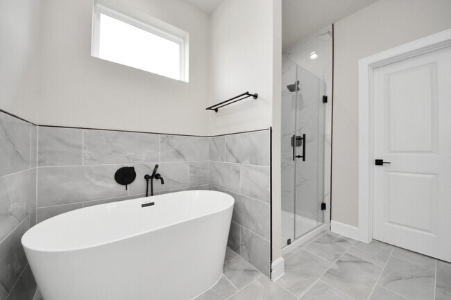 Building Photo - 3110 Dawson Ln